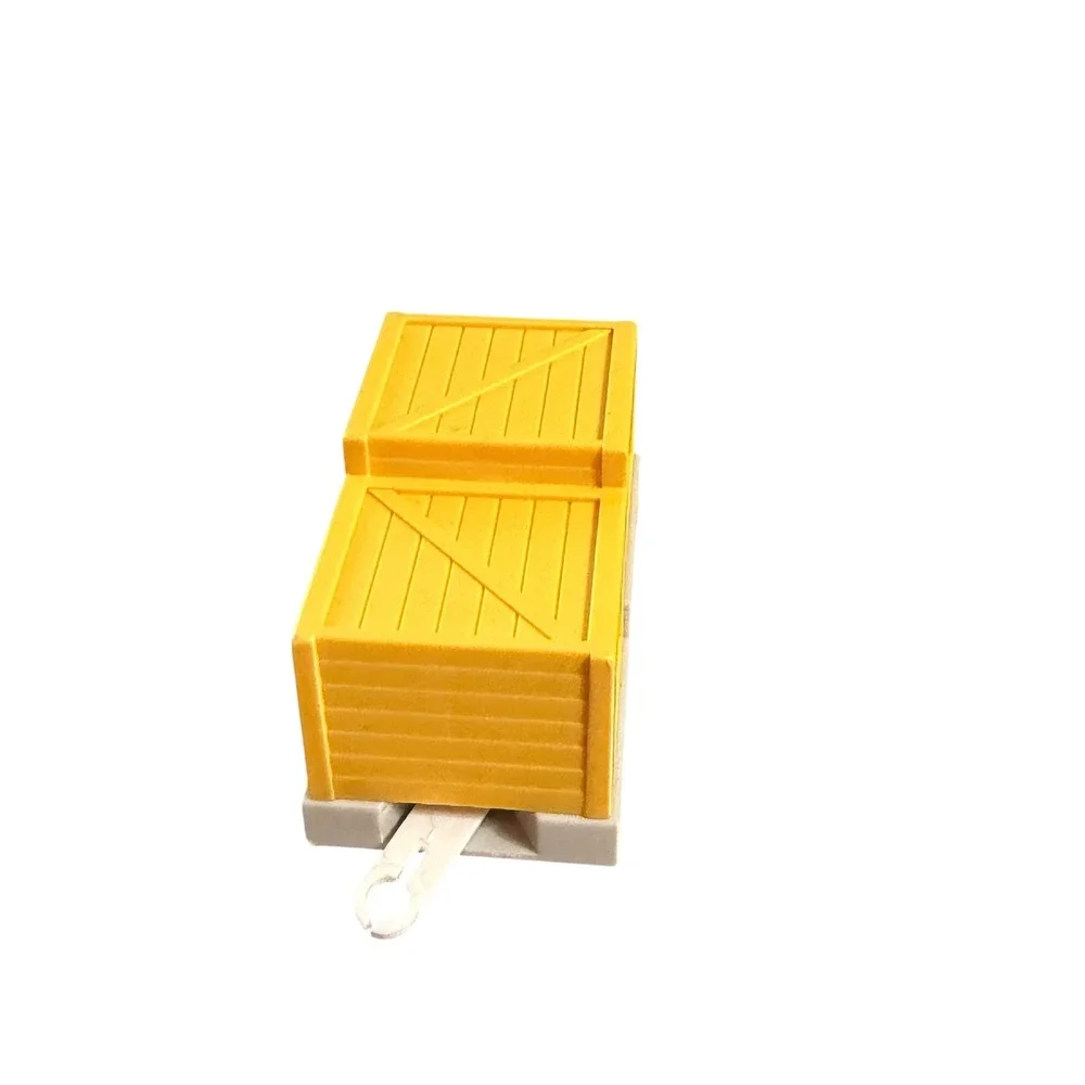 Thomas & Friends TrackMaster Cargo Car Yellow Crates Flatbed Train Freight Wagon